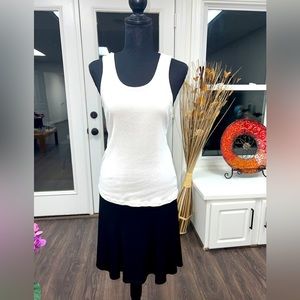 Old Navy plain white tank top racer back undershirt women’s size Large